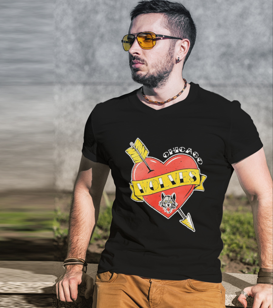 Chicago Wolves Heart Arrow Banner T-Shirt