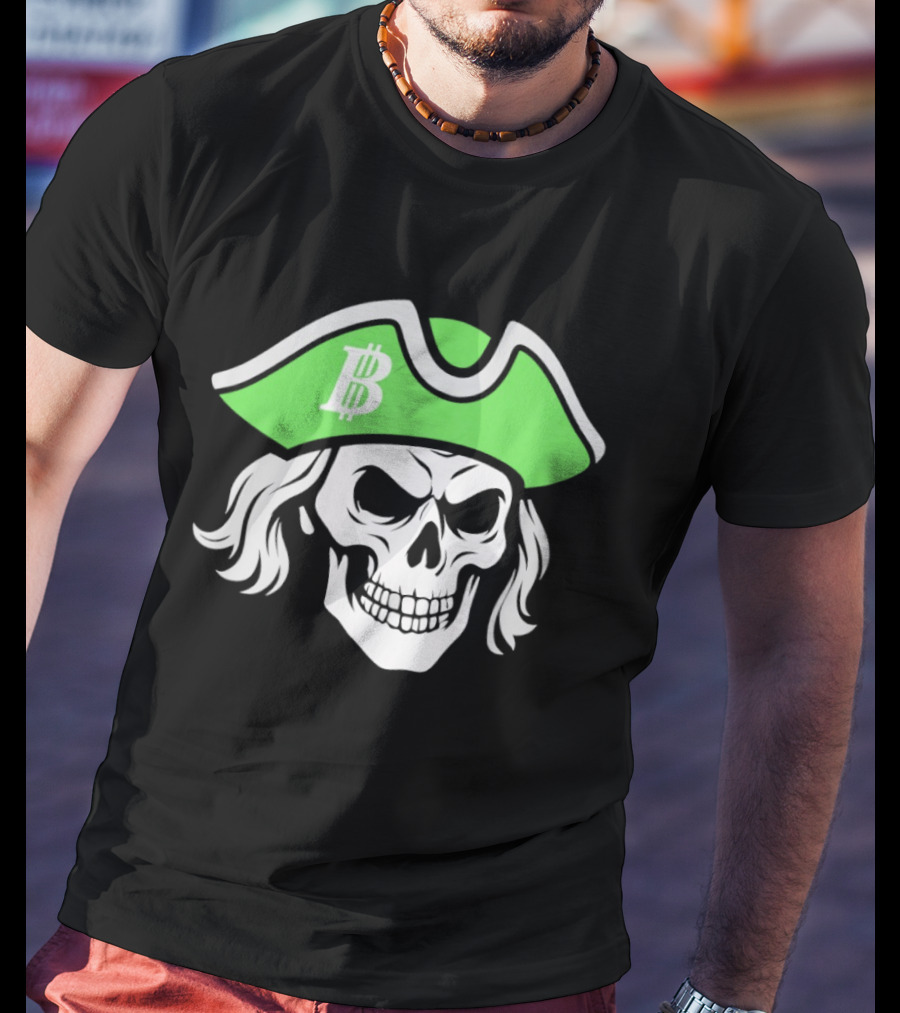 Pennsylvania Benjamins Skull With Pirate Hat Featuring Bitcoin T-Shirt