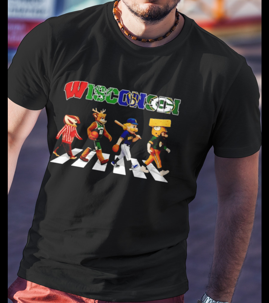 Wisconsin Milwaukee Bucks Brewers Green Bay Packers Sports Mascot Parade T-Shirt