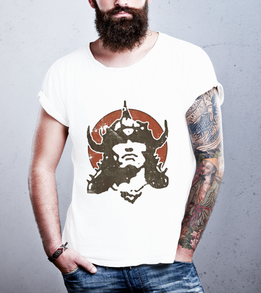 Conan Barbarian Viking Warrior Helm On Red Circle T-Shirt