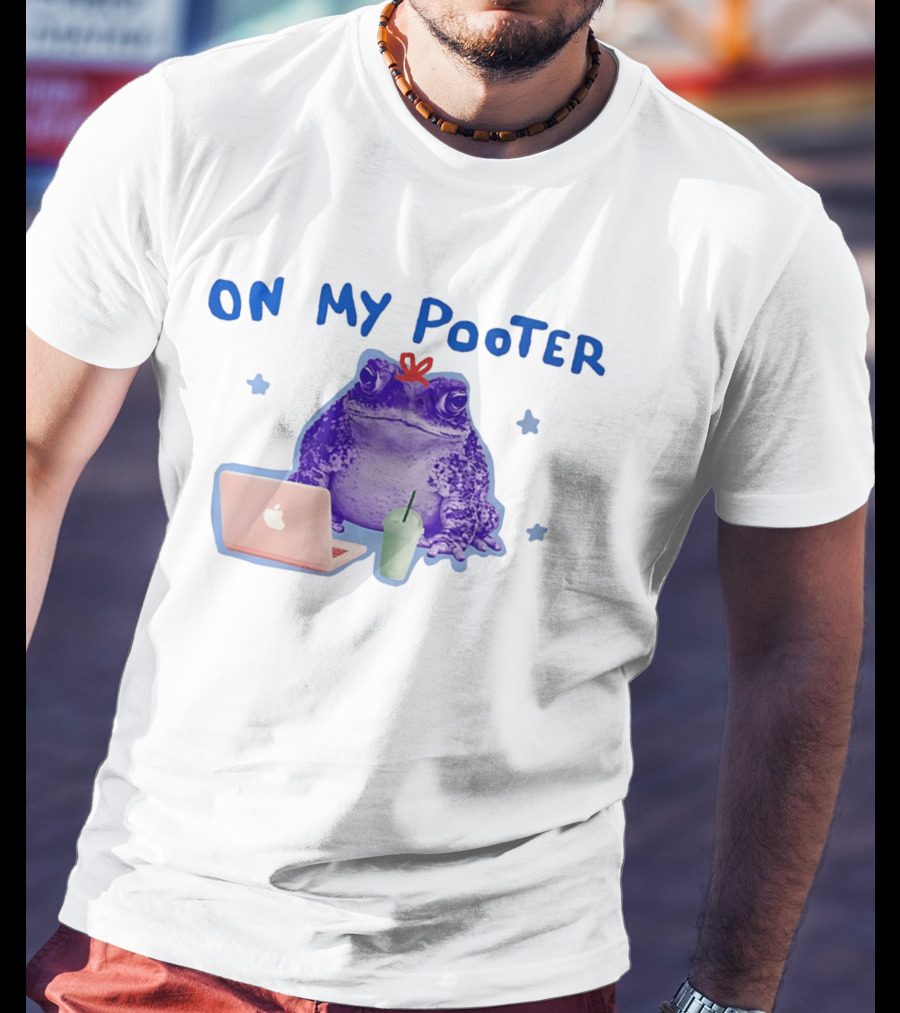 On My Pooter Frog Laptop Smoothie T-Shirt