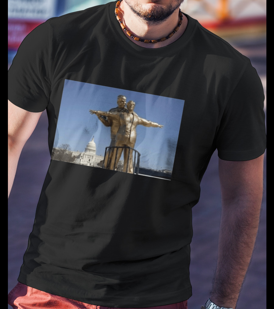 Top Trump Epstein Titanic Capitol Hill Statue T-Shirt