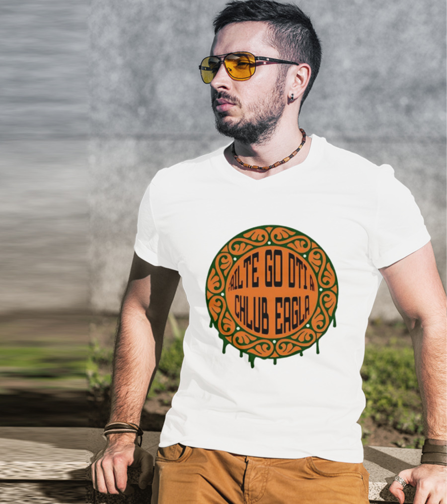 Failte Go Dti An Chlub Eagla Irish Welcome Celtic T-Shirt