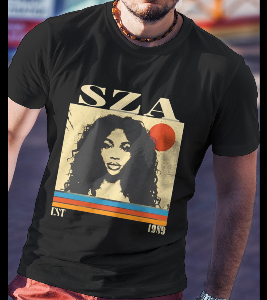 SZA EST 1989 Vintage Style Portrait With Retro Sun And Stripes T-Shirt