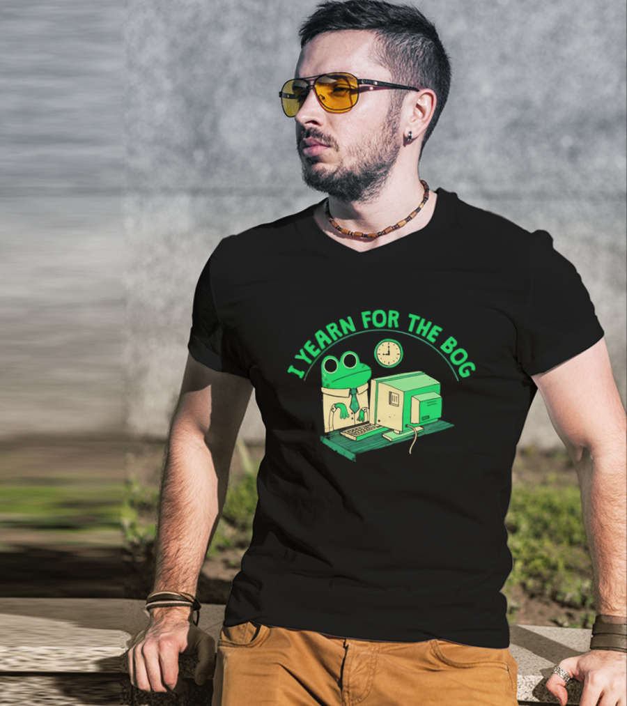 Frog Yearning For The Bog With Retro Computer Charm T-Shirt