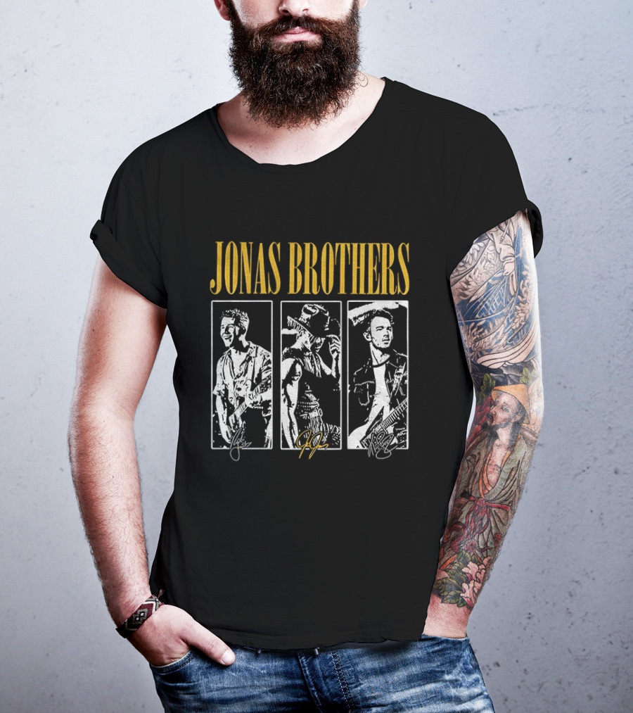 Jonas Brothers 20th Anniversary Tour 2025 Signed Boyband Trio T-Shirt