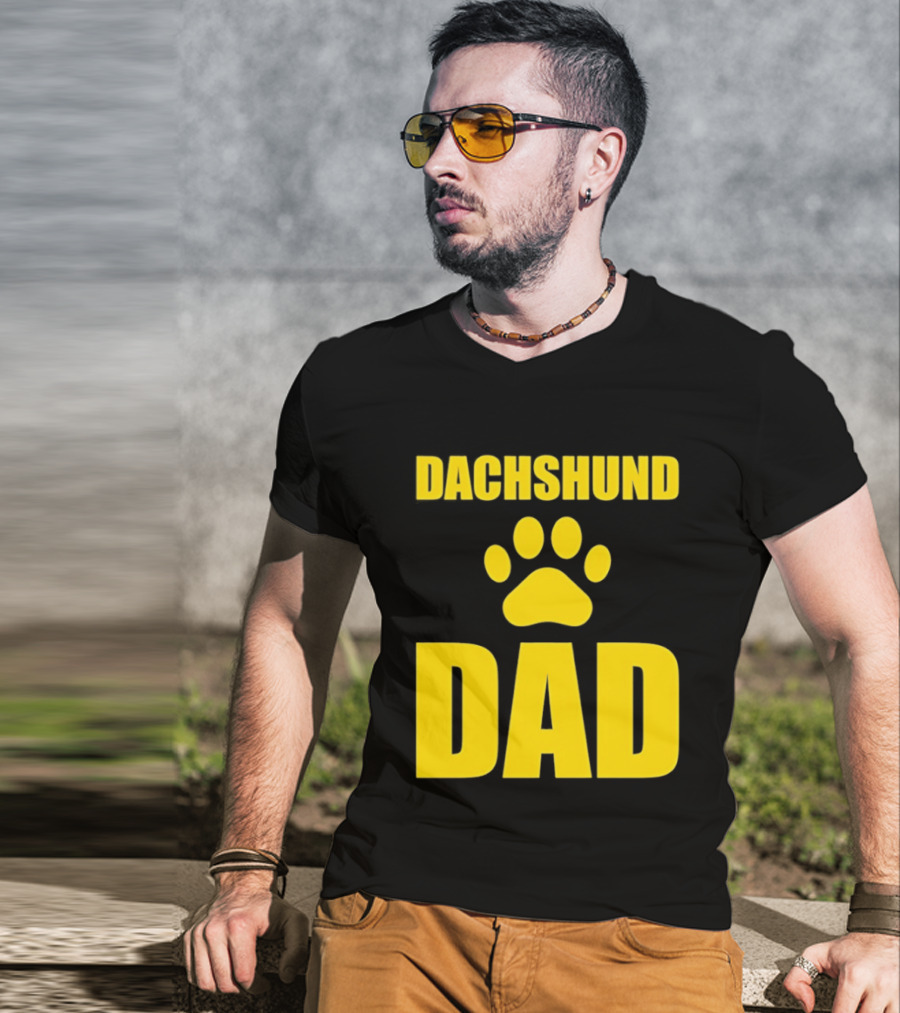 Dachshund Dad Wiener Dog Paw Print T-Shirt