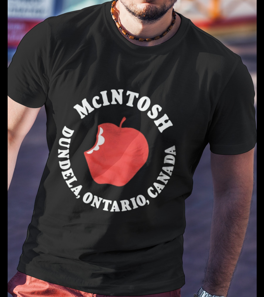 McIntosh Apple Dundela Ontario Canada Red Fruit T-Shirt