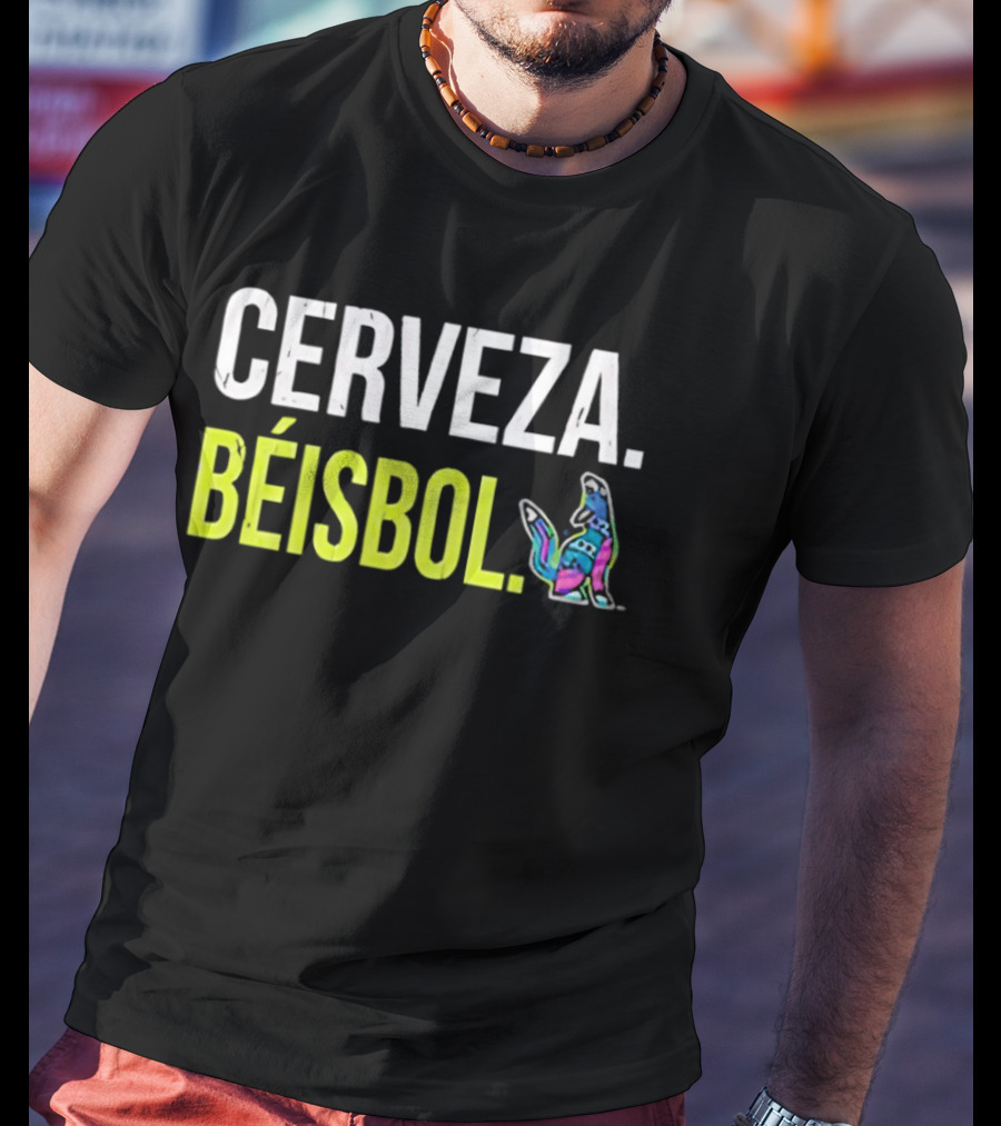 Cerveza Beisbol Vibrant Dog T-Shirt