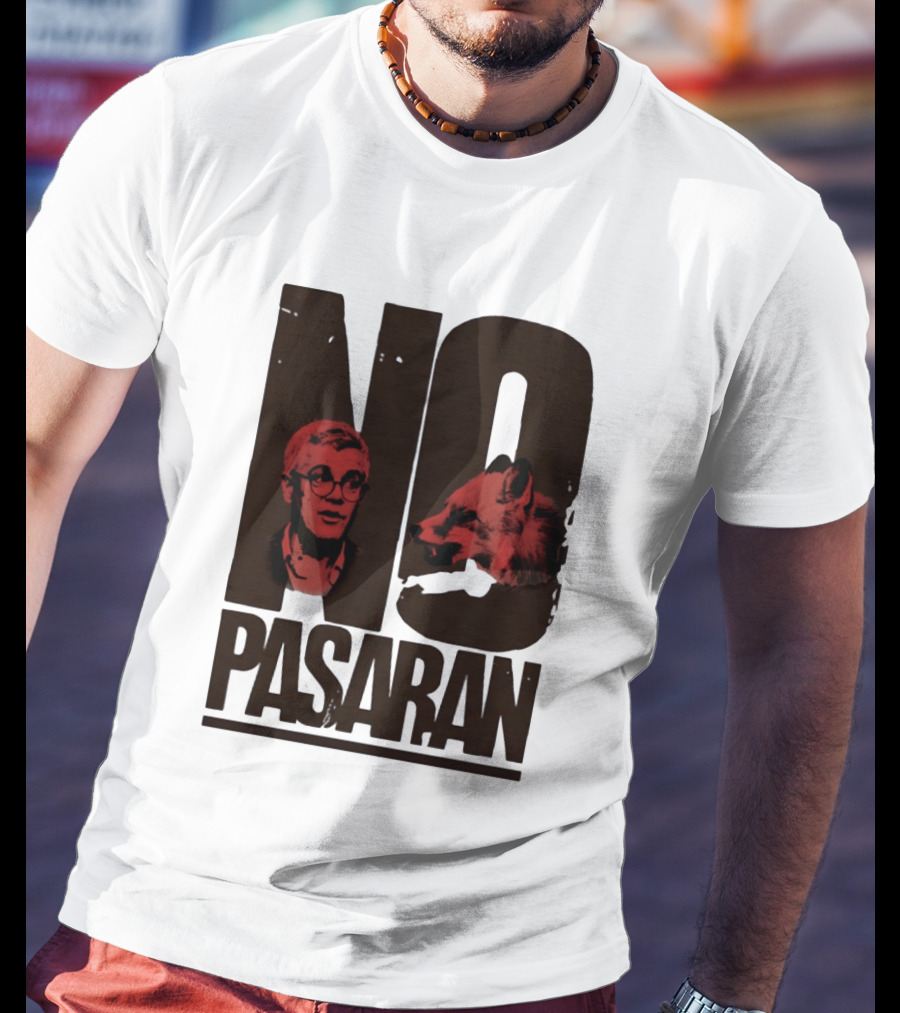 No Pasaran Wolf And Man T-Shirt