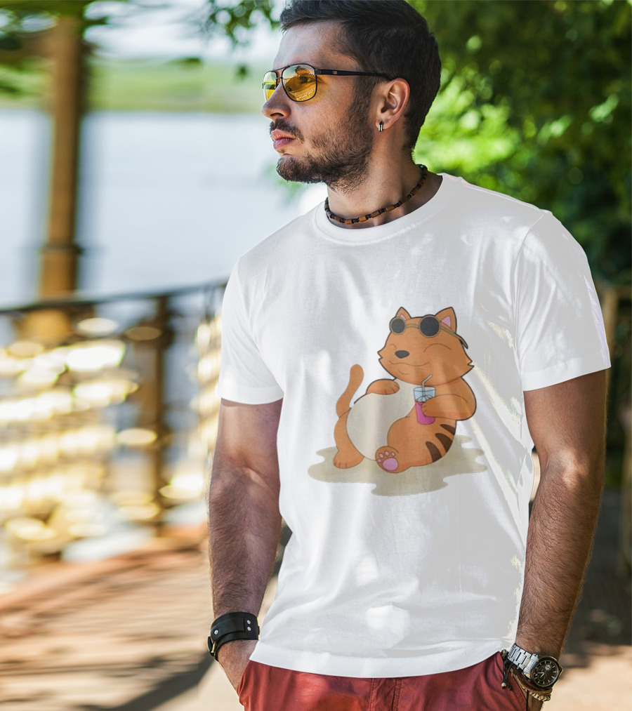 Cat Relaxing With Sunglasses And Drink On Beach Summer Vibes T-Shirt