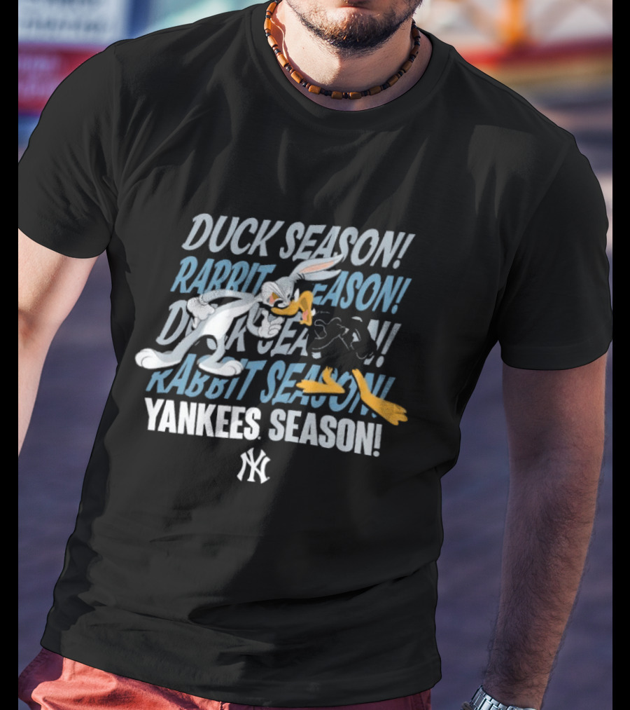 Looney Tunes X New Era MLB Yankees Season Bugs Bunny Yankees Collection T-Shirt