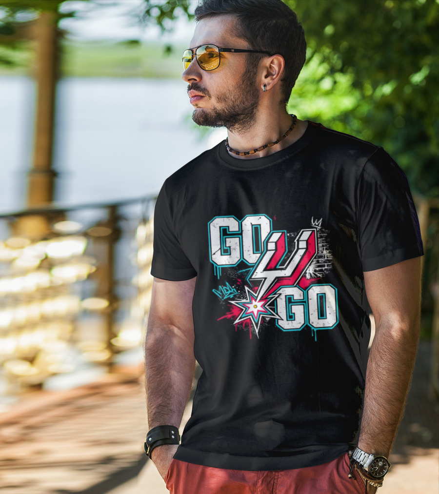 San Antonio Spurs Go Spurs Go Basketball Graffiti 4 Star T-Shirt
