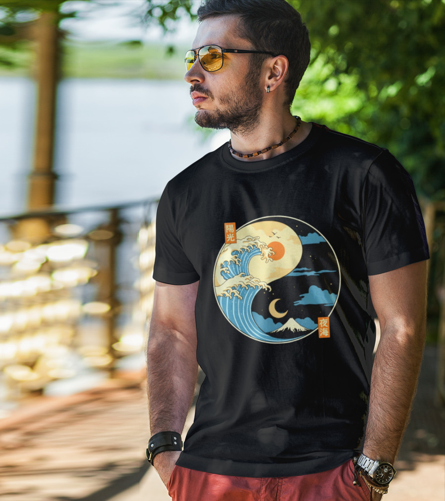 The Great Wave Off Kanagawa And Mount Fuji Yin Yang Sun And Moon Balance T-Shirt