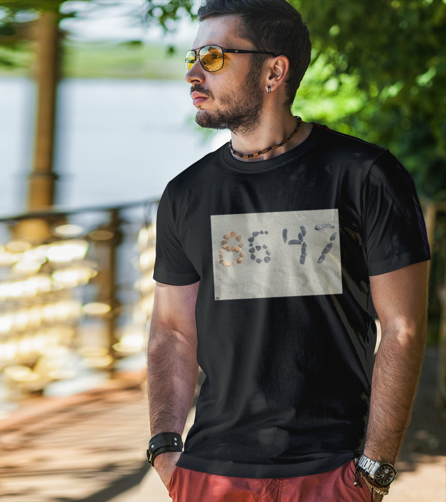 James Comey 8647 Beach Sand Seashell Pebble T-Shirt