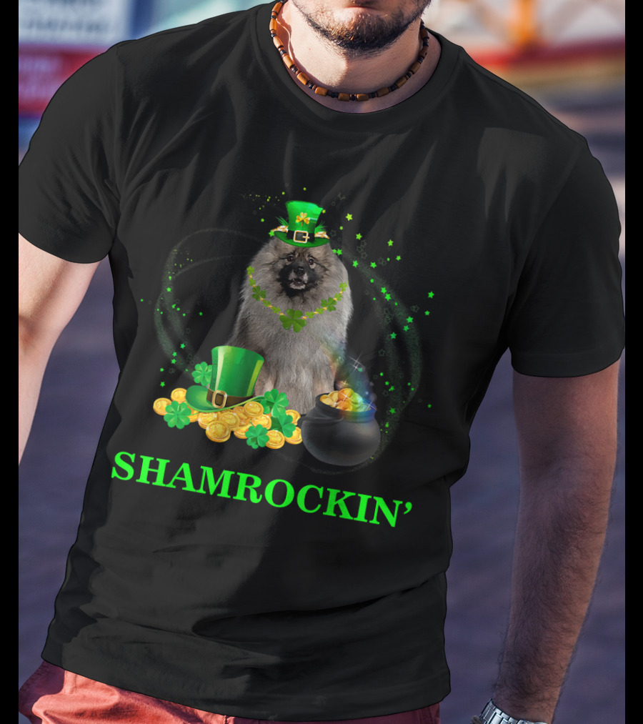 Shamrockin Keeshond St Patricks Day Dog With Green Hat And Gold Coins T-Shirt