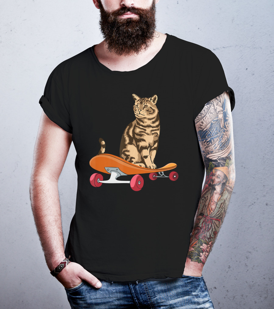 Funny Cat Skateboarding Animal Lover T-Shirt