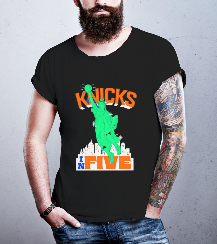 Knicks Statue Of Liberty Dunk In Five Basketball Cartoon Skyline T-Shirt