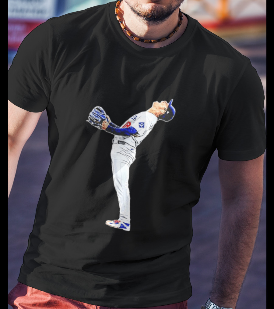 Yamamoto Yoshinobu Los Angeles Dodgers Baseball Player Celebration Pose T-Shirt