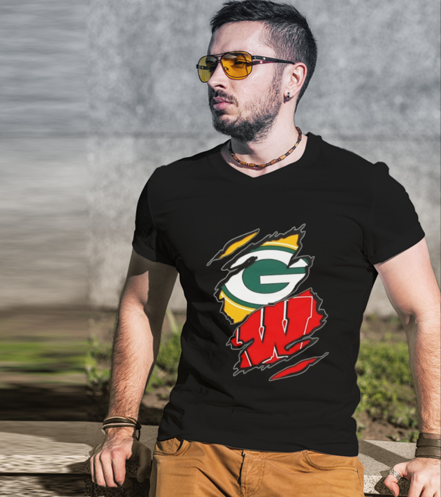 Green Bay Packers Wisconsin Badgers Two Teams One Heart Scratch T-Shirt