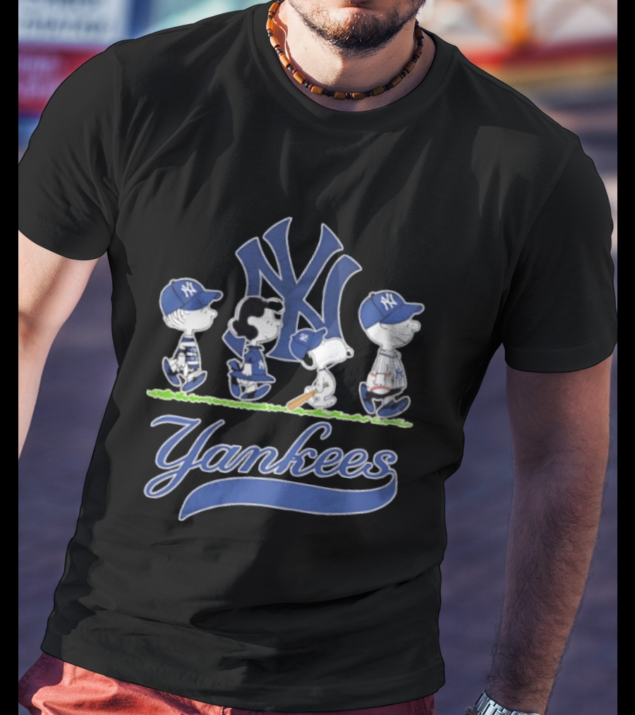 New York Yankees Peanuts Characters Snoopy Charlie Brown Lucy Linus Abbey Road 2026 T-Shirt