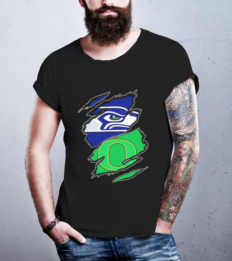 Seattle Seahawks Oregon Ducks Two Teams One Heart Scratch T-Shirt