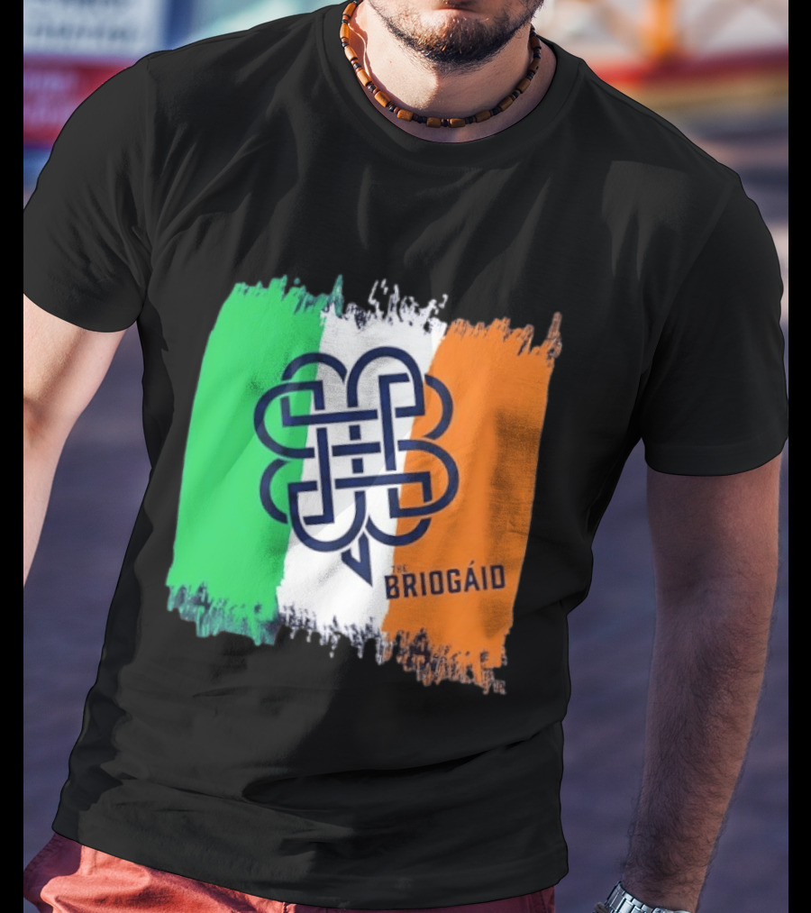 The Briogáid Celtic Knot Irish Flag T-Shirt
