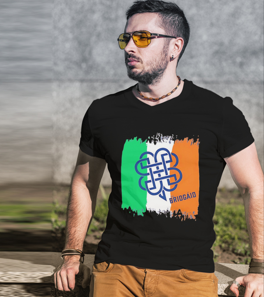 The Briogaid Irish Flag Celtic Knot Clover Ireland Shamrock T-Shirt