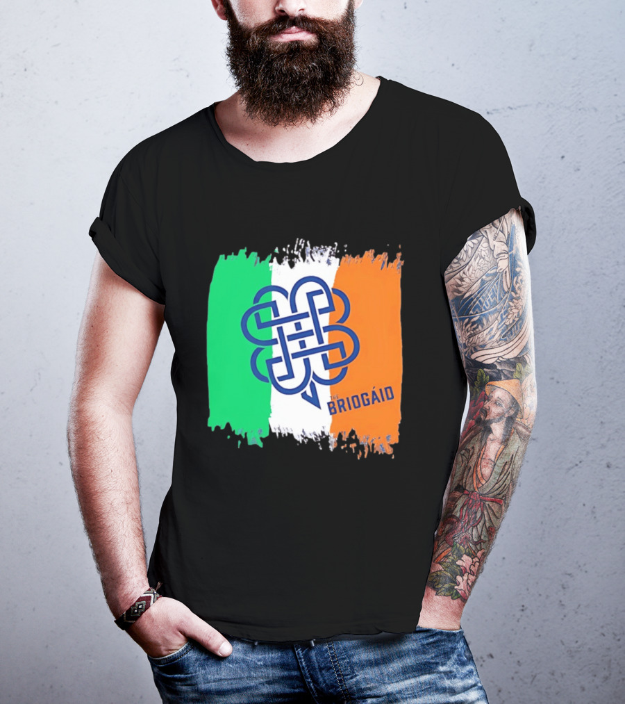 The Briogaid Irish Flag Celtic Knot Clover Ireland Shamrock T-Shirt