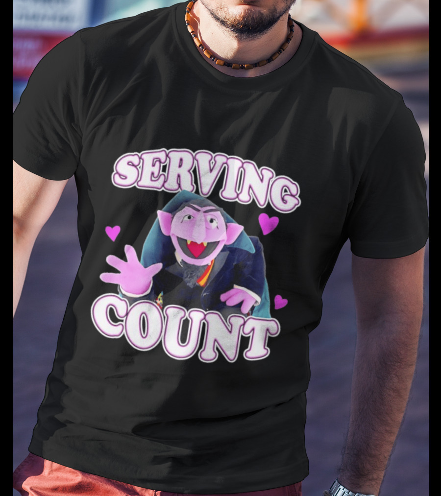 Serving Count Von Count Heart Purple Love T-Shirt