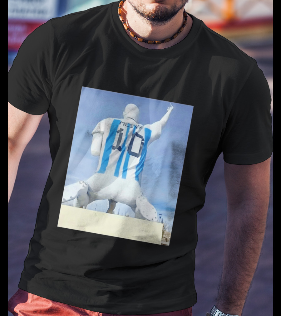 Lionel Messi 10 Argentina Jersey Statue Meme T-Shirt