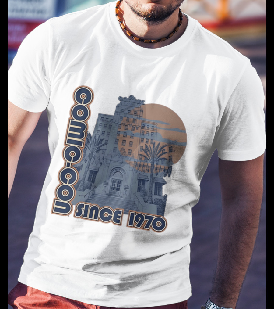 El Cortez Hotel Comic Con Since 1970 Urban Skyline T-Shirt
