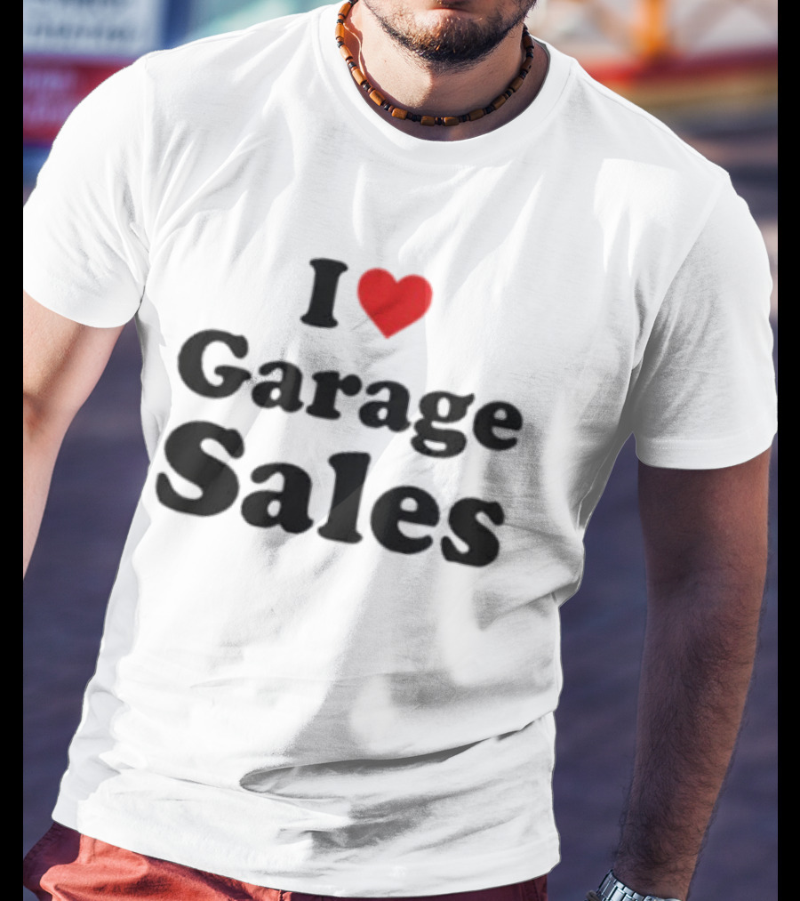 I Heart Garage Sales Retro Style Enthusiast Appeal T-Shirt