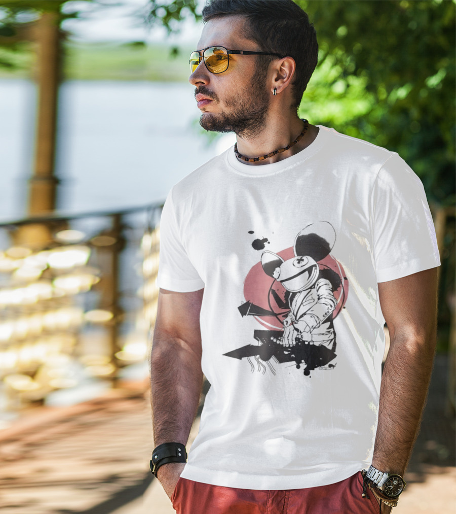 Deadmau5 DJ Music Icon With Pink Circle And Black Abstract T-Shirt