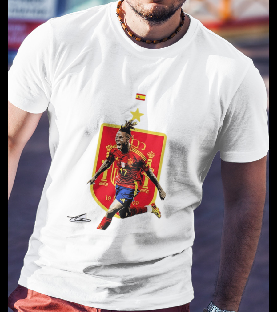 Nico Williams España Número 19 Escudo De La Selección Española Flag T-Shirt