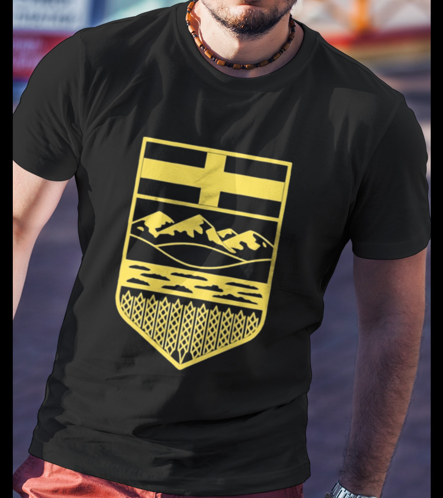 Alberta Stands Free Canada Provincial Emblem Mountains Crest T-Shirt