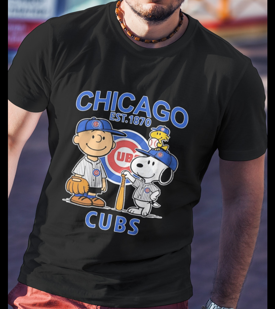 Peanuts Characters Snoopy Woodstock Charlie Brown Chicago Cubs Est 1870 T-Shirt