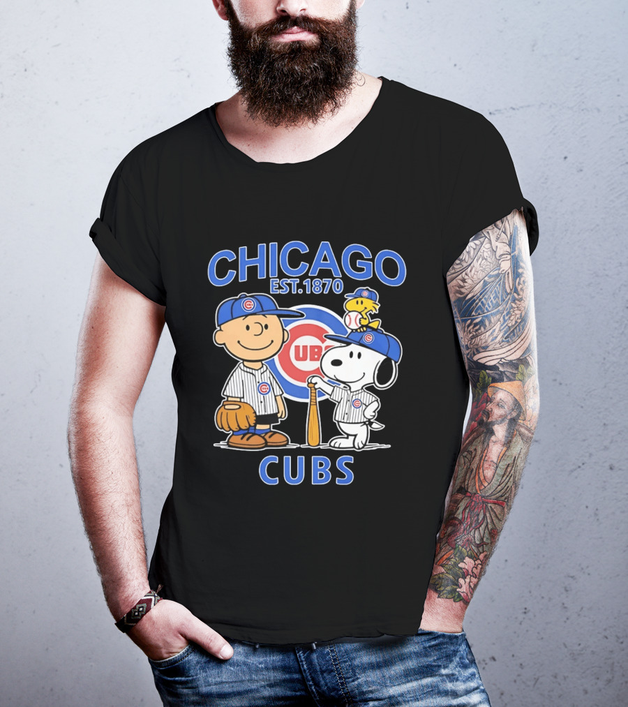 Peanuts Characters Snoopy Woodstock Charlie Brown Chicago Cubs Est 1870 T-Shirt