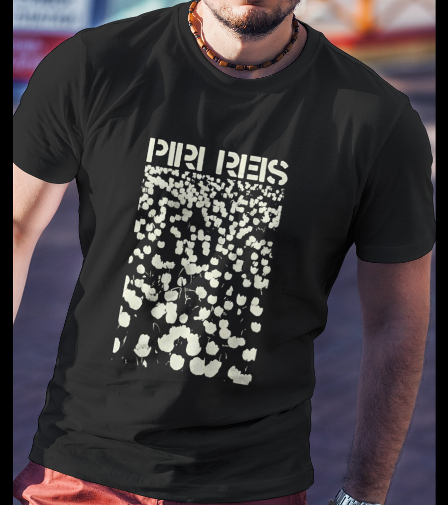 Piri Reis Tulip Flower Field Botanical Nature T-Shirt