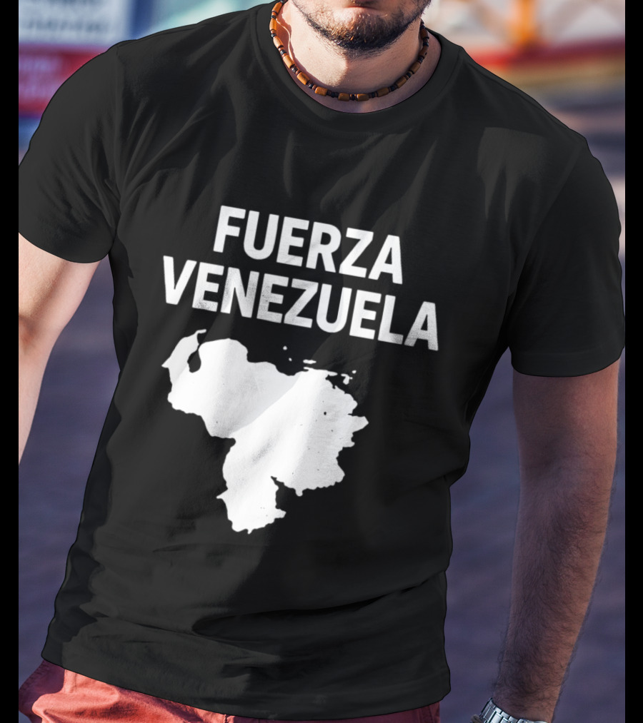 Fuerza Venezuela Map Silhouette Strength Message T-Shirt