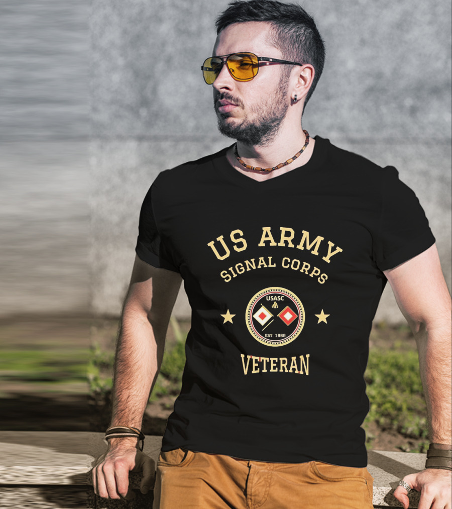 US Army Signal Corps Veteran USASC Est 1860 Semaphore Flags Insignia T-Shirt