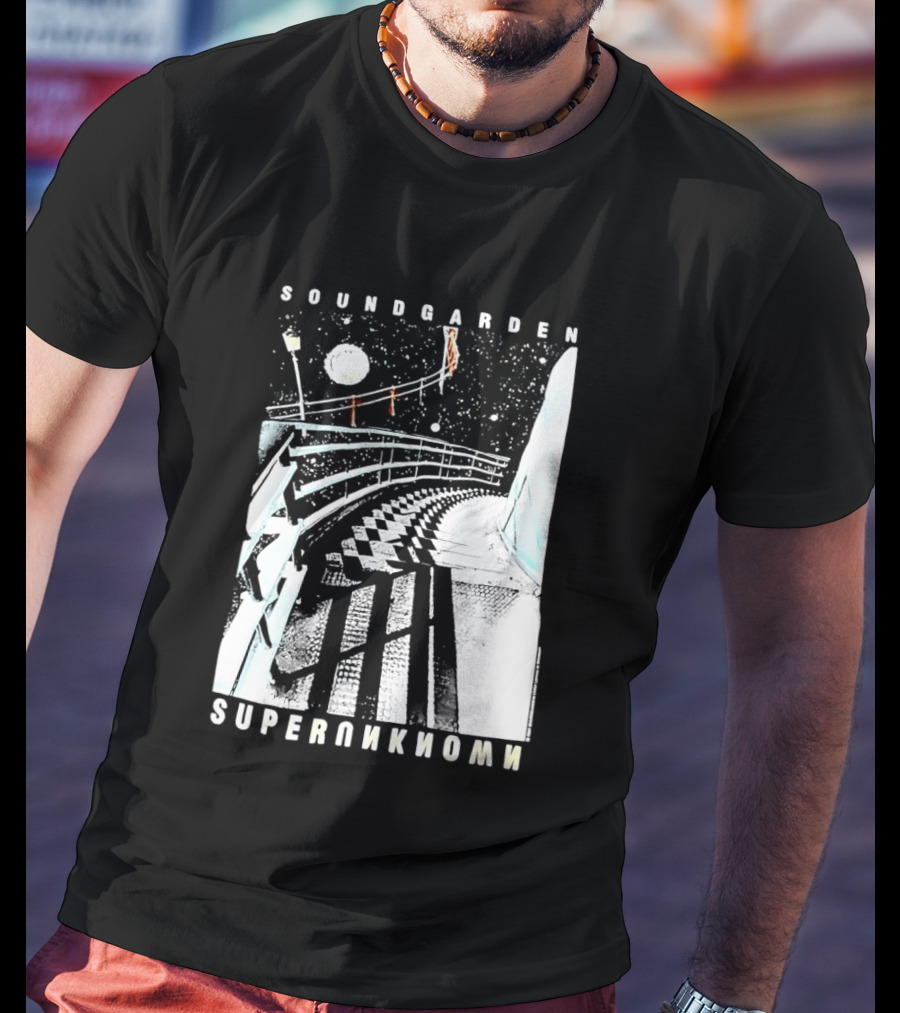 Soundgarden Superunknown Album Art Pathway Scene T-Shirt