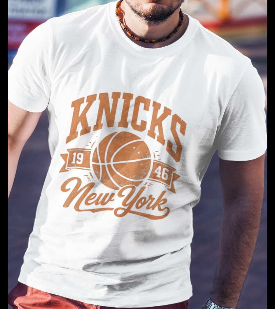 Knicks 1946 New York Distressed Basketball T-Shirt