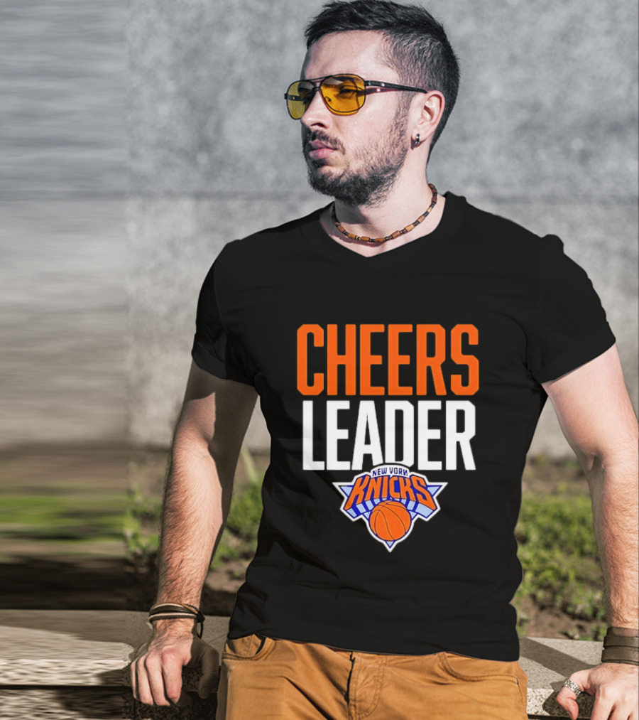 Cheers Leader New York Knicks NBA Basketball T-Shirt