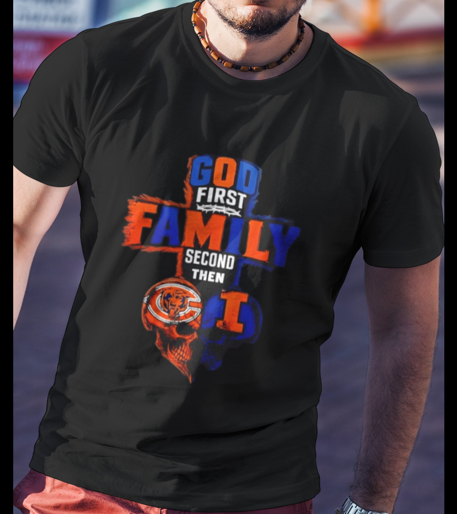 God First Family Second Then Chicago Bears And Illinois Fighting Illini Skull Heart T-Shirt