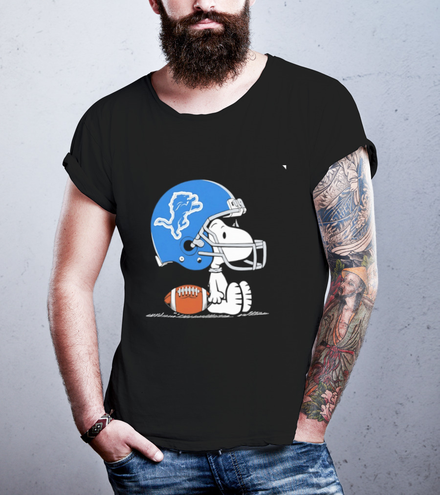 Snoopy Detroit Lions Football Helmet Collaboration NFL Peanuts T-Shirt