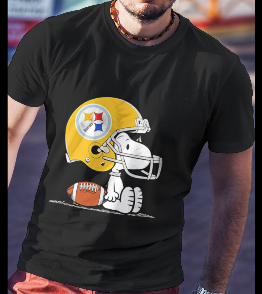 Snoopy Pittsburgh Steelers Helmet Football T-Shirt