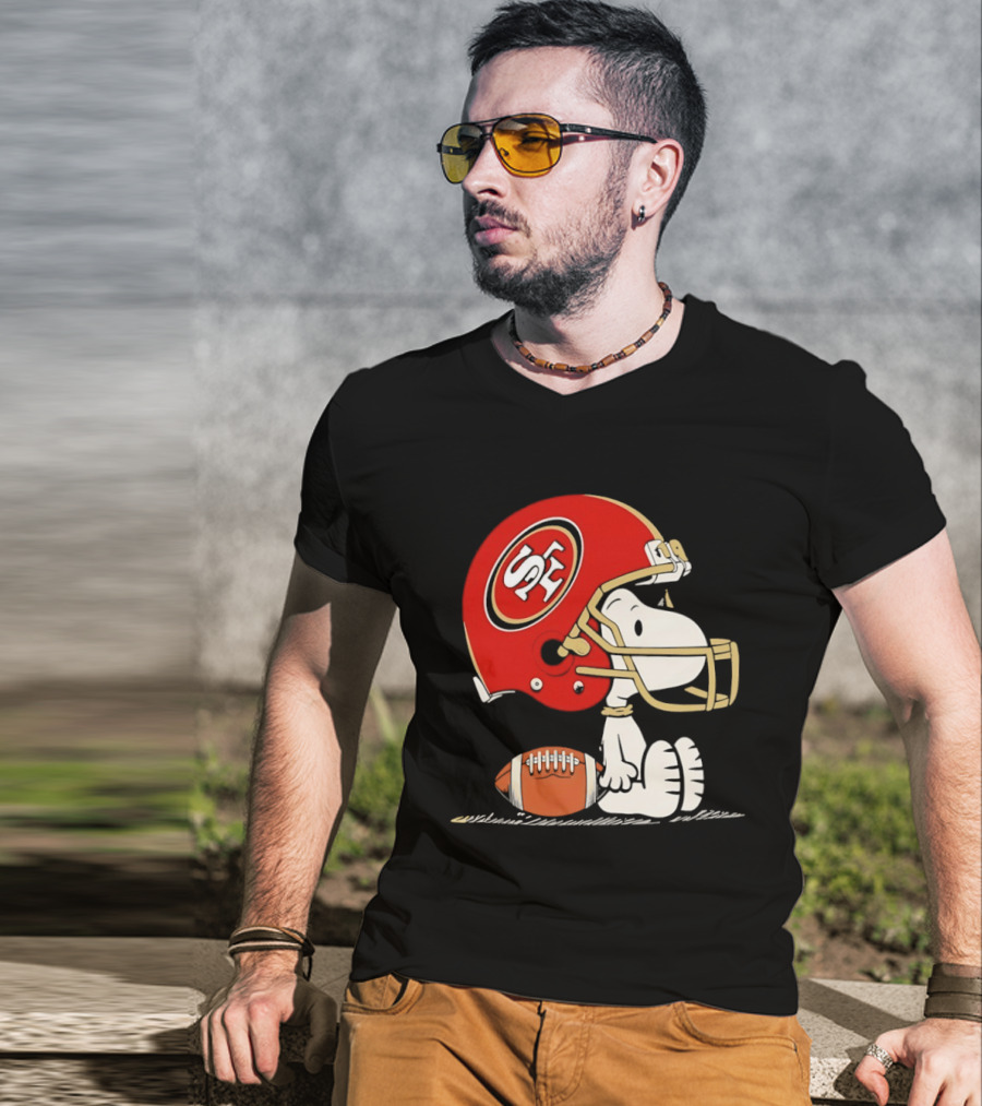 Snoopy San Francisco 49ers Football Helmet Peanuts NFL Collaboration T-Shirt