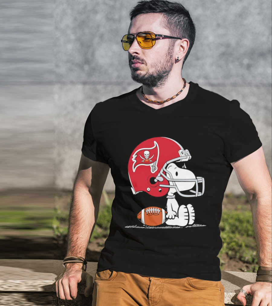 Snoopy Tampa Bay Buccaneers Football Helmet Peanuts Crossover NFL Collaboration T-Shirt