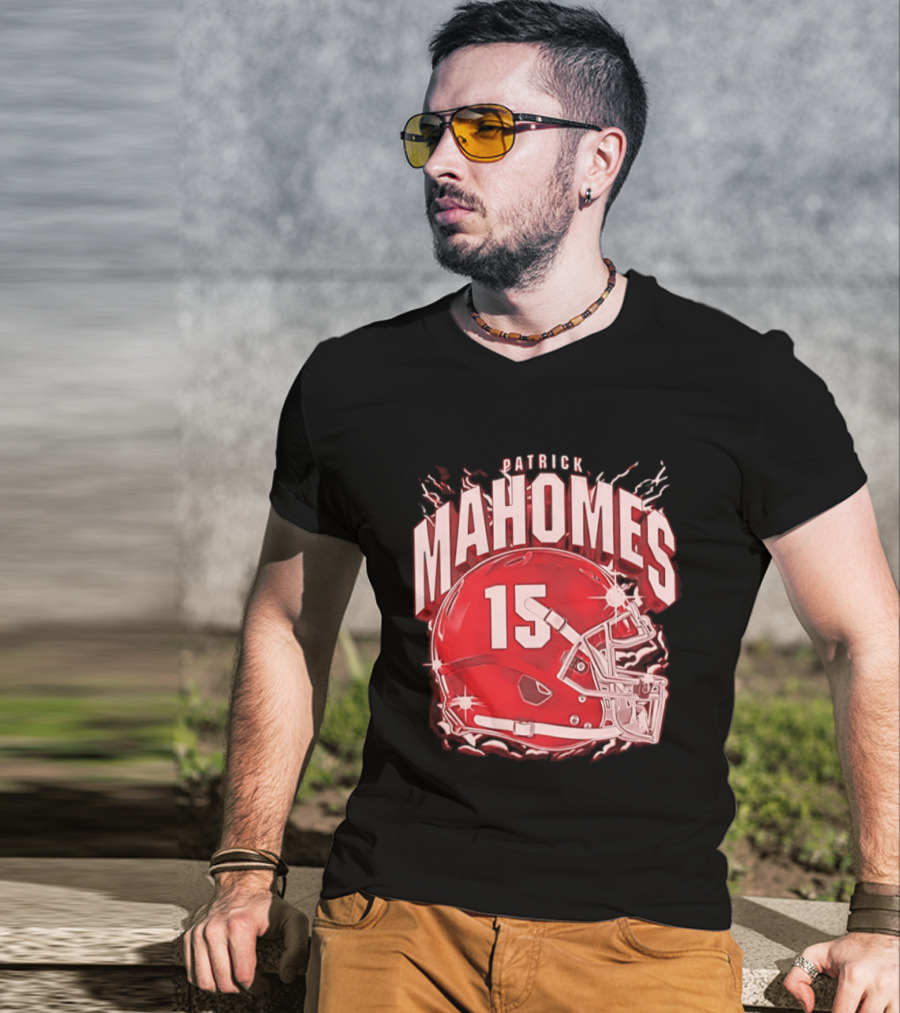 Patrick Mahomes 15 Helmet Kansas City Chiefs Explosion T-Shirt